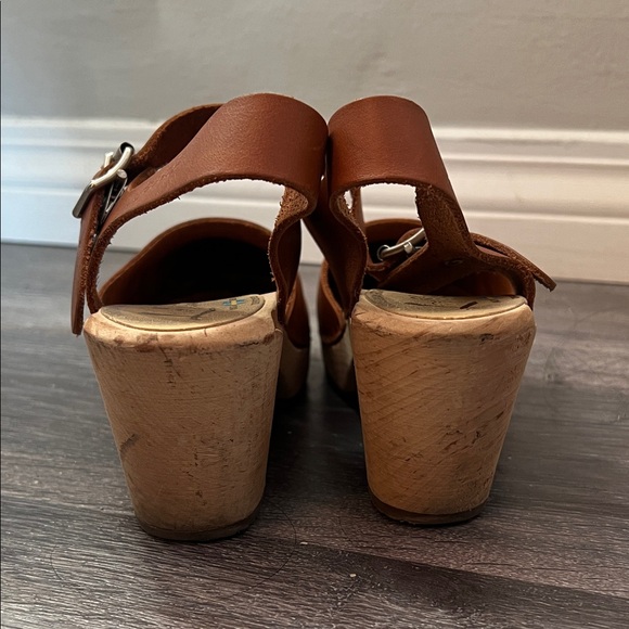 Leather Clog Sandals - Lotta from Stockholm - Picture 6 of 7